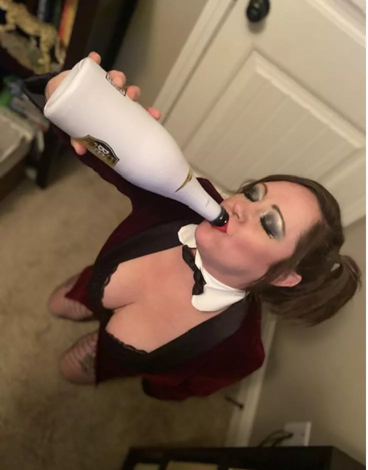 It’s so hot out, I’m thirsty. posted by voodoo_temptress