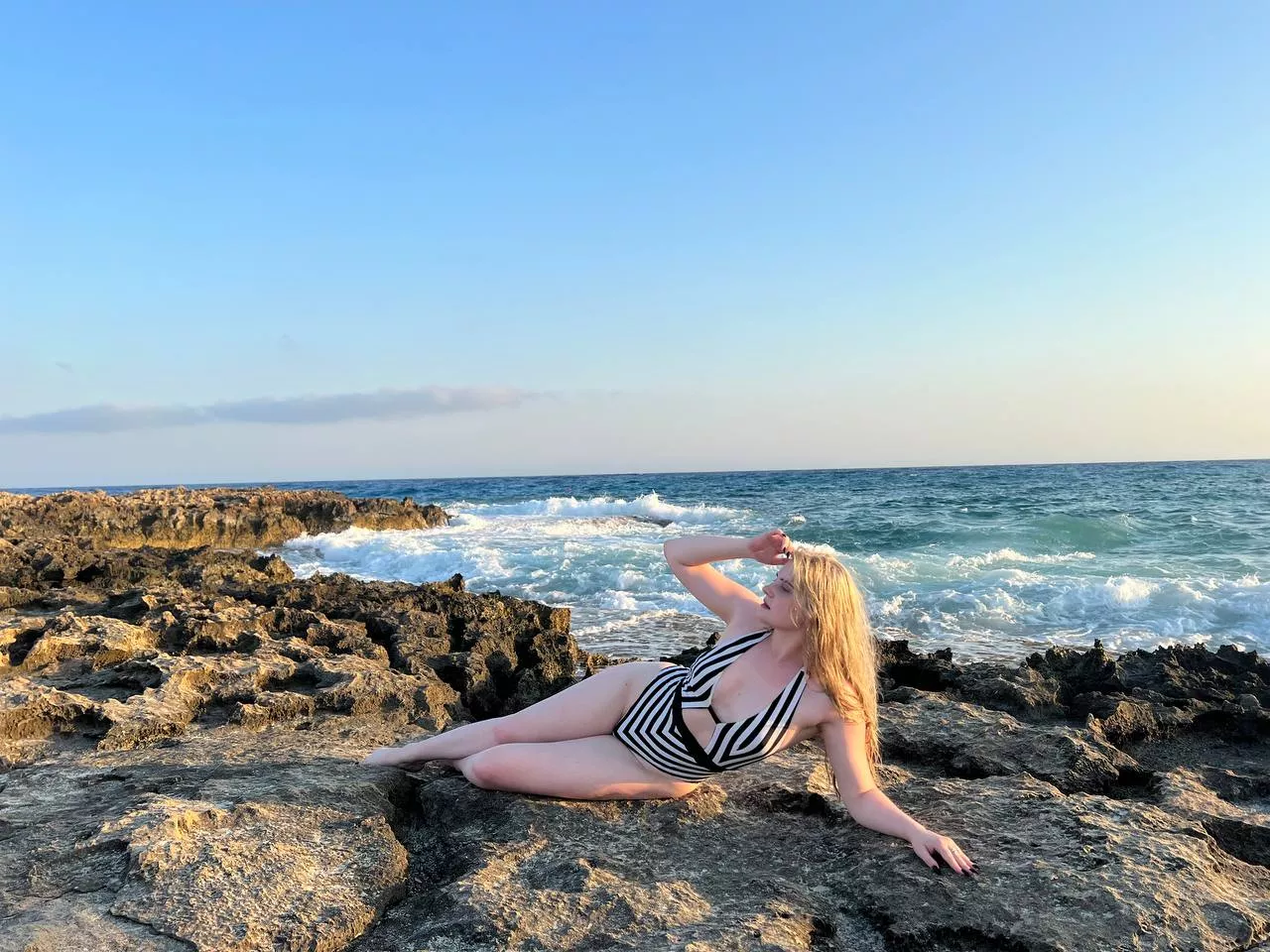 lie on a beach posted by nesty_rabbit