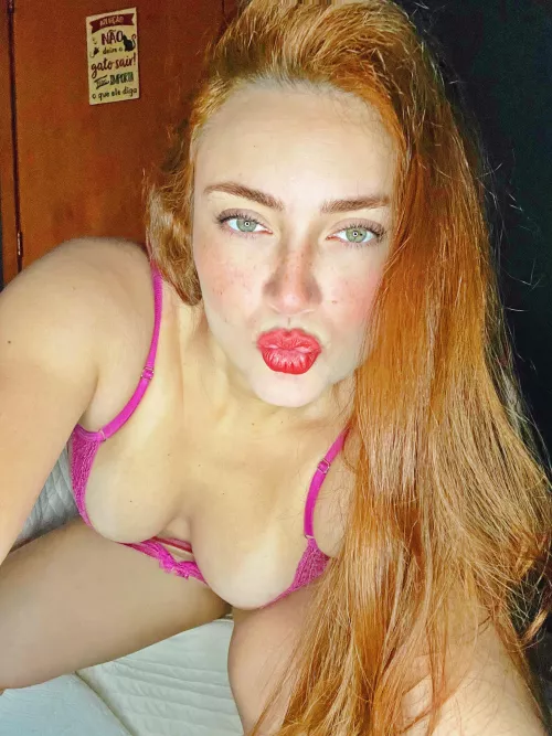 My eyes are up here by Puzzled_MJ