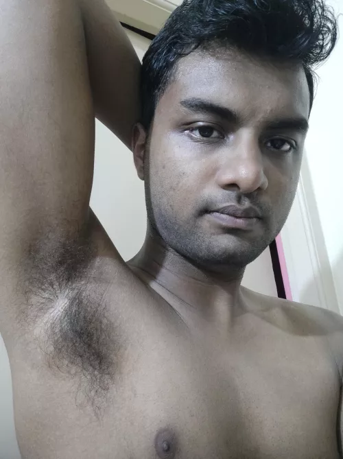 My hairy armpit 🥵 by xVigilantKnight