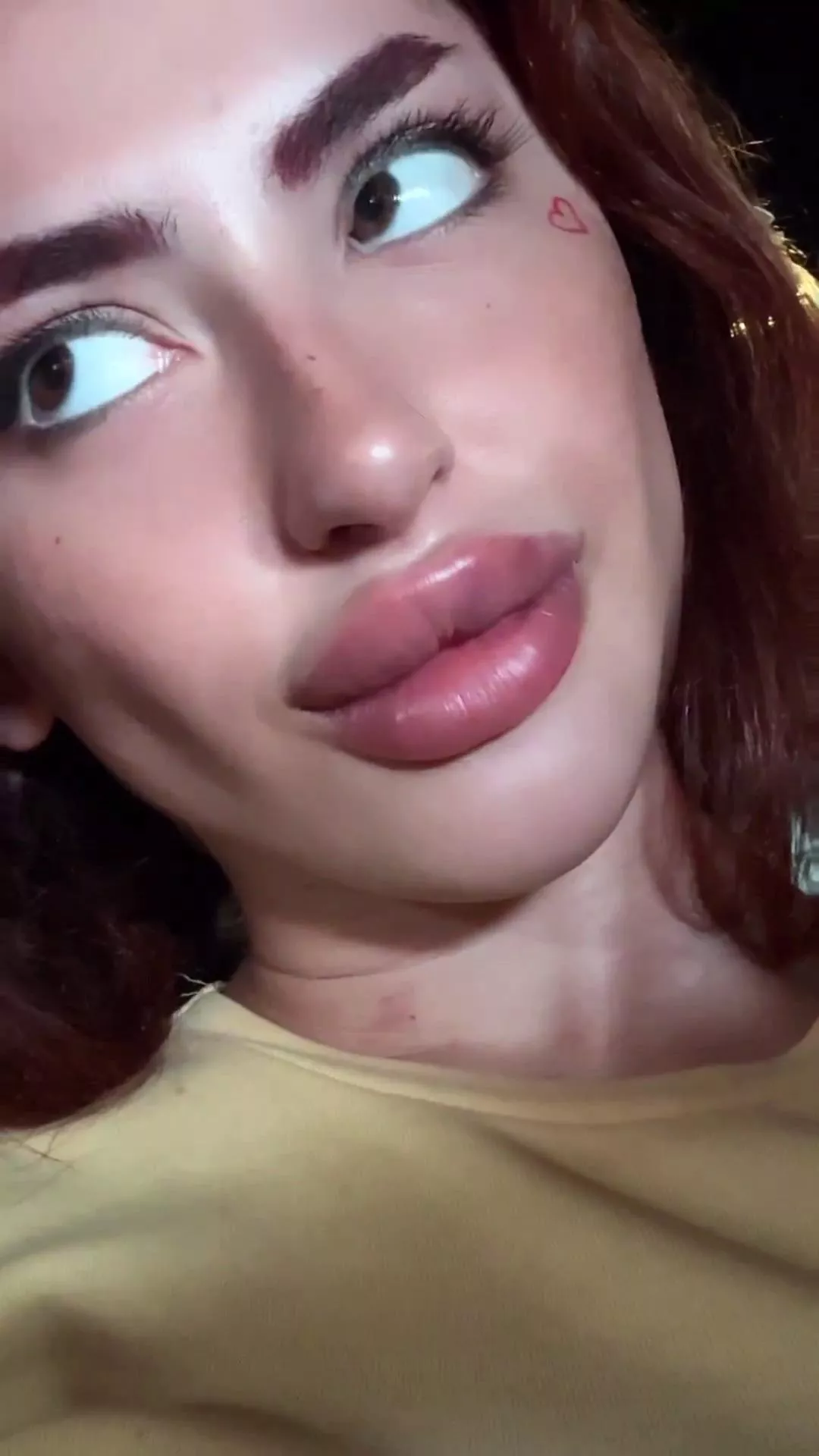 Nesli posted by gosterime