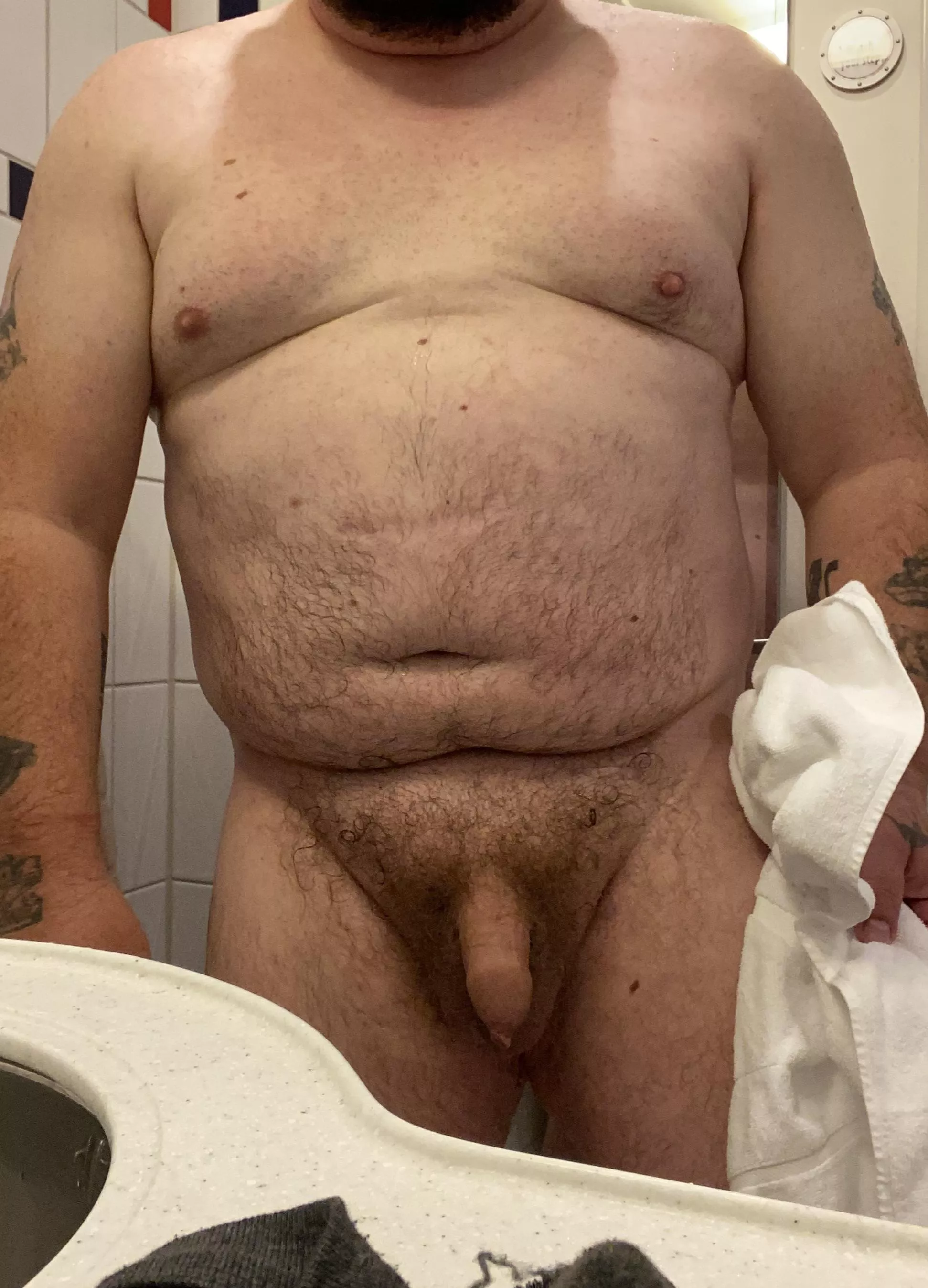 Out of the shower selfie posted by SmoothLove2076