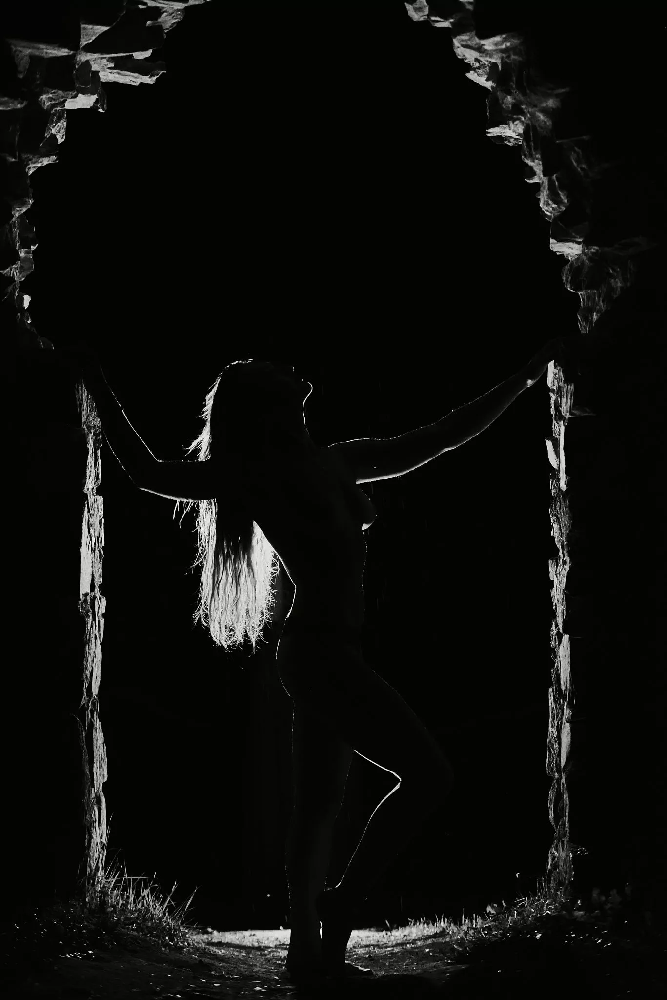 Owning the Look: A Woman in Black and White posted by MaskedBeauty42