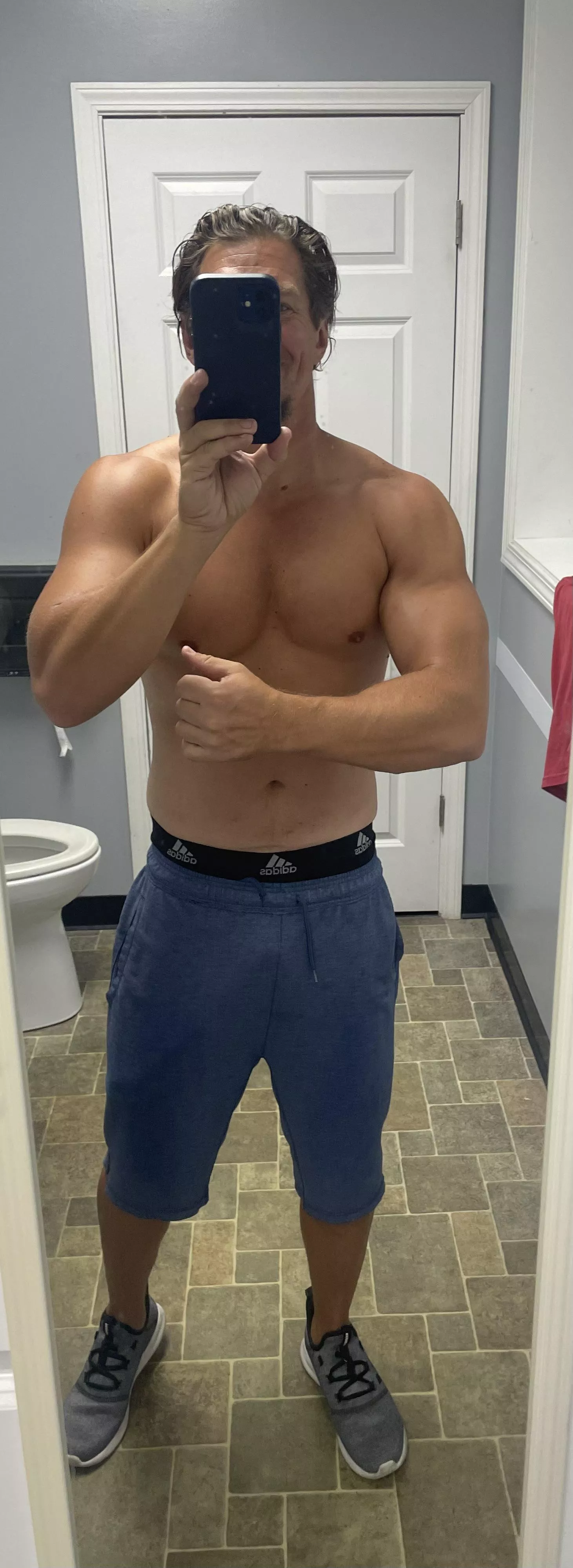 Plus some biceps for your Wednesday… posted by hanshotfirst2233