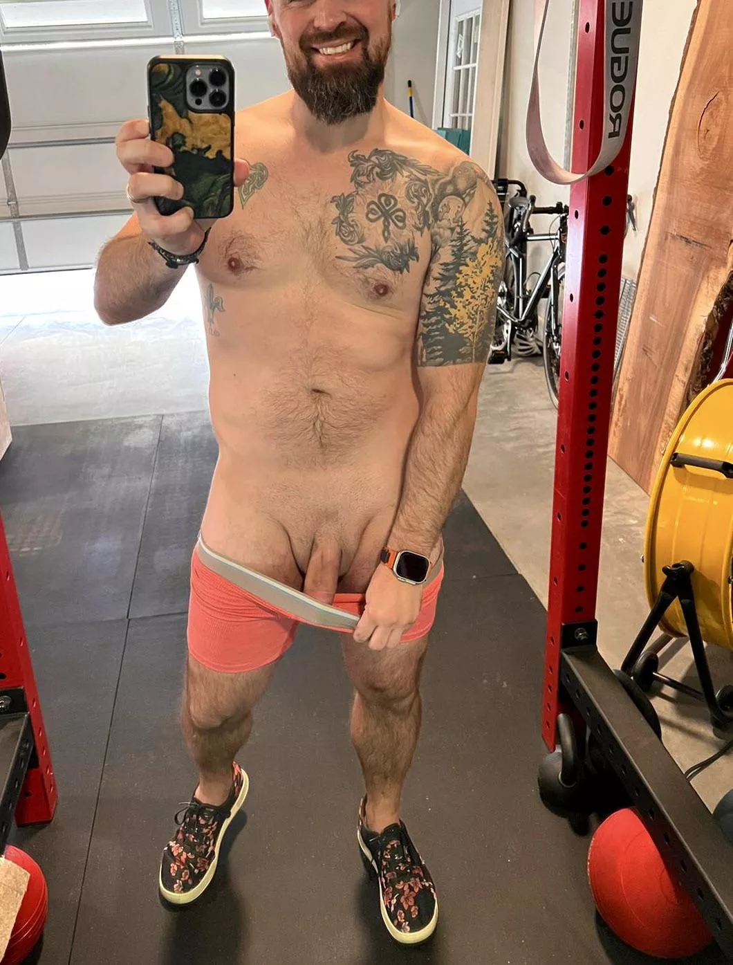 Proper workout attire? 👀 (M) posted by ToD_with_a_big_D