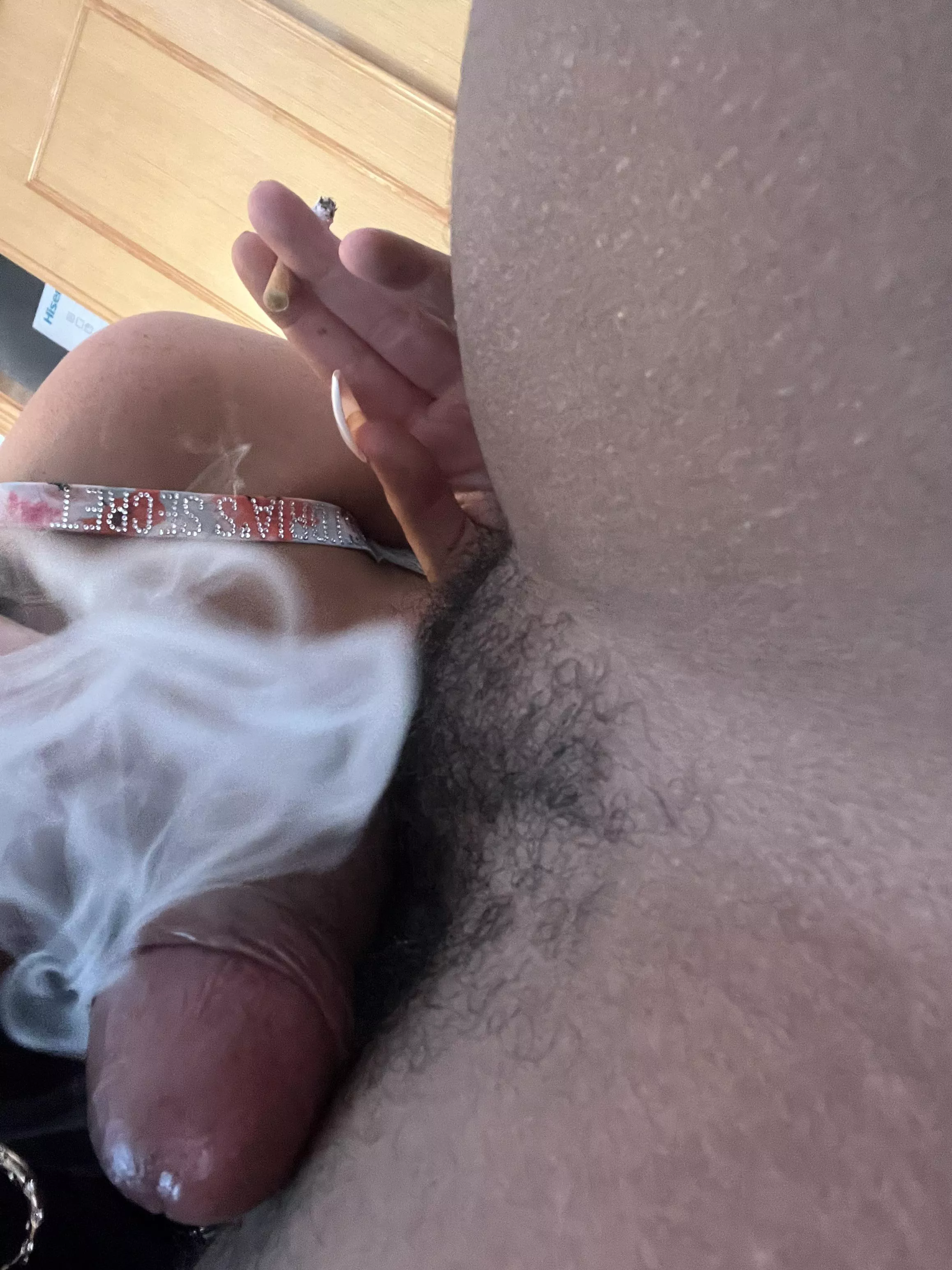 Smoking blowjob, naughtier when I’m smoking 😈😈😈 posted by chelsieminx