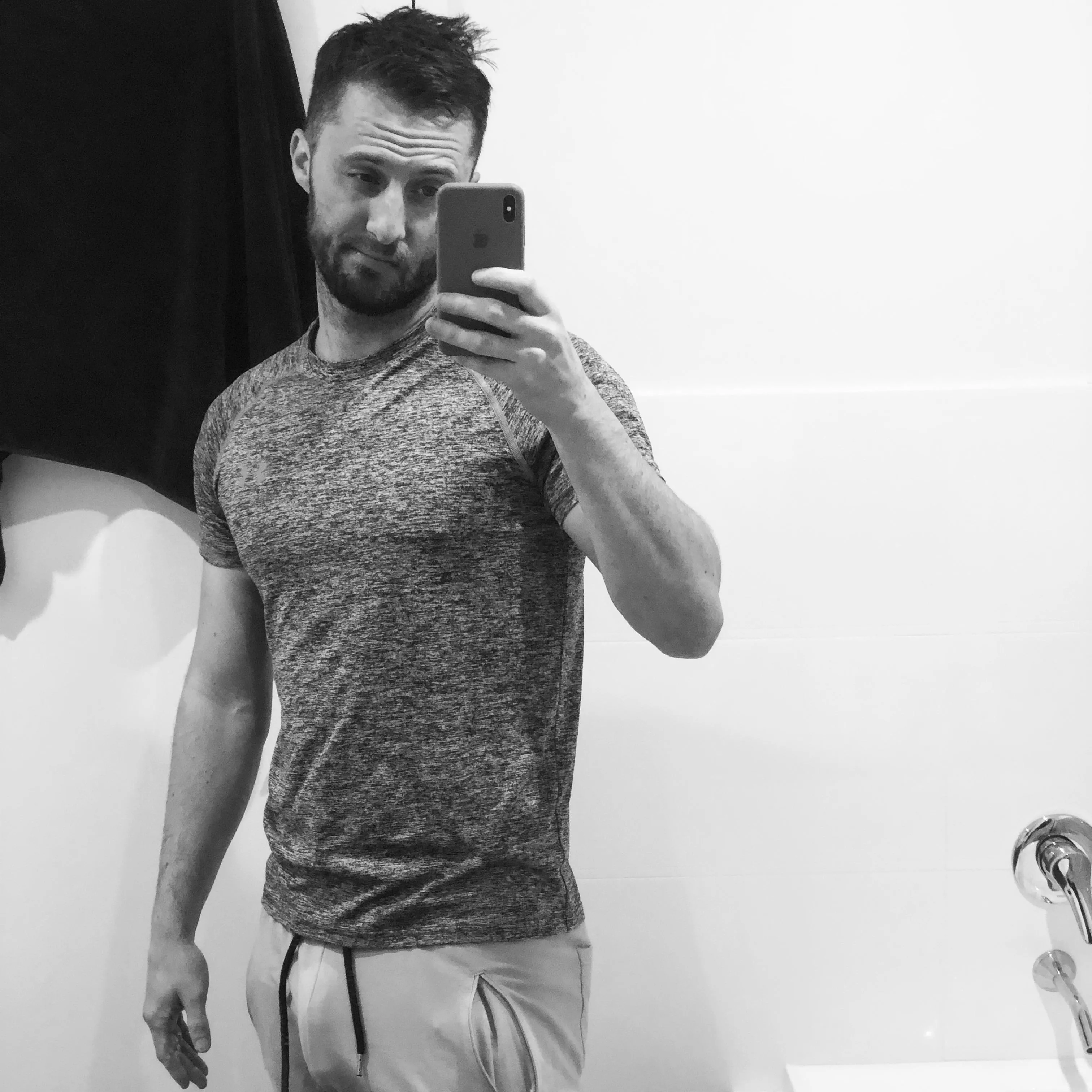 Sweatpants bulge posted by IndependenceEasy7036