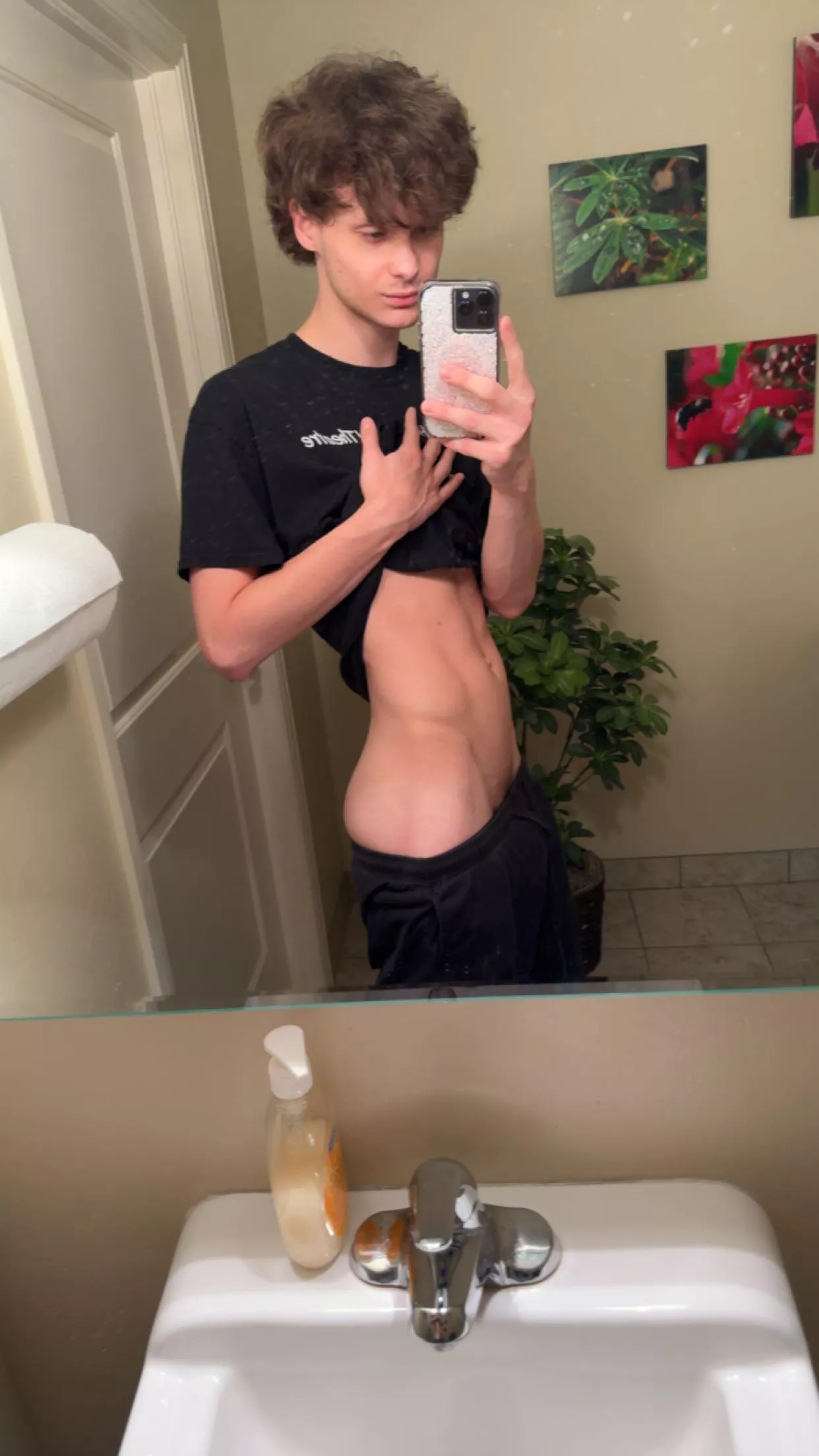 Took a quick picture at work, what do you guys think? (20) posted by Helpful_Gold_9568