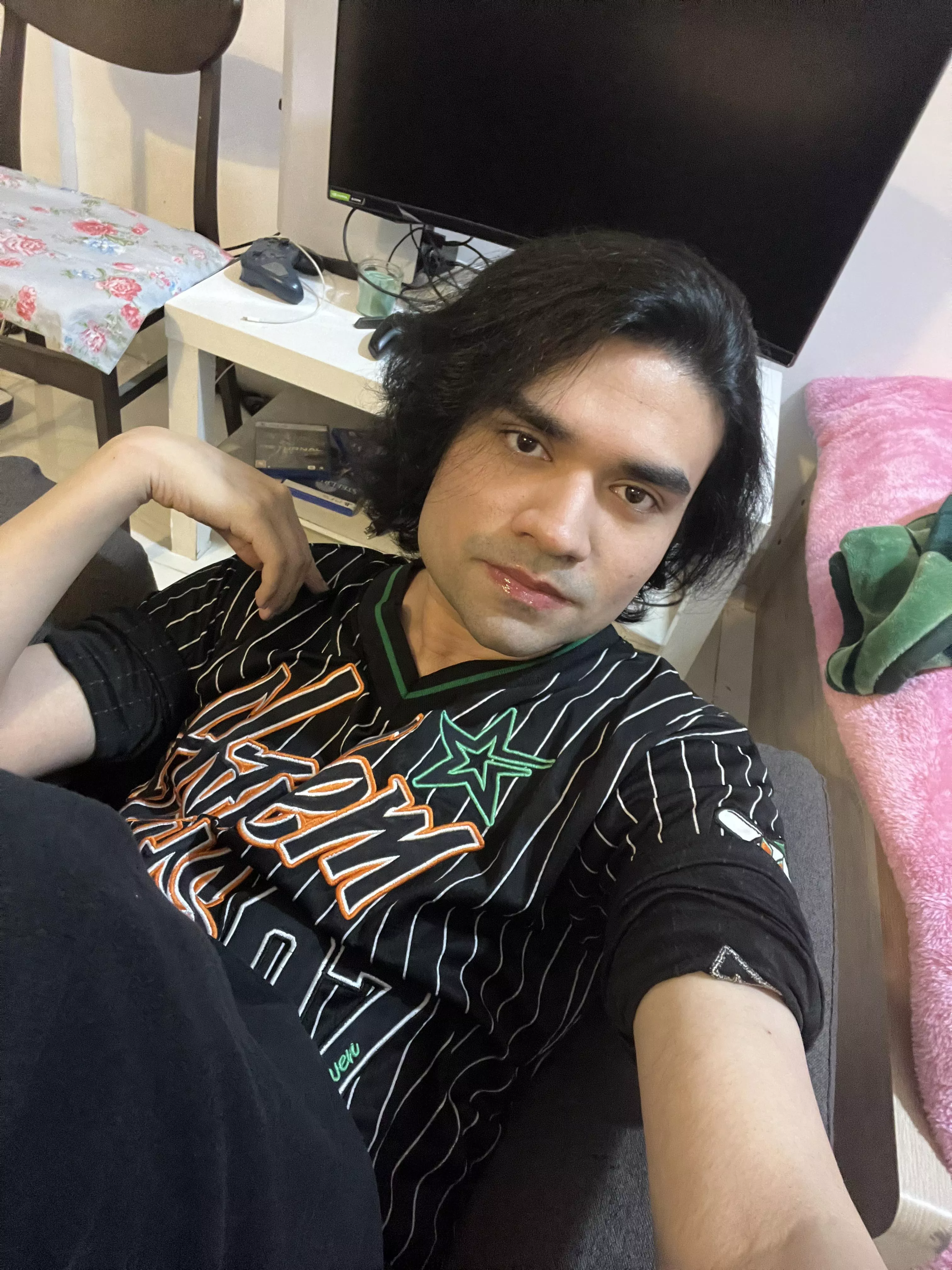 What games are you guys enjoying these days? posted by Farooq_dil