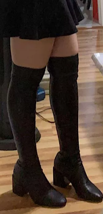 Winter is around the corner posted by starsodreamy