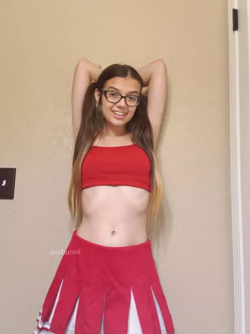 Would you help me strech by AvaBunni