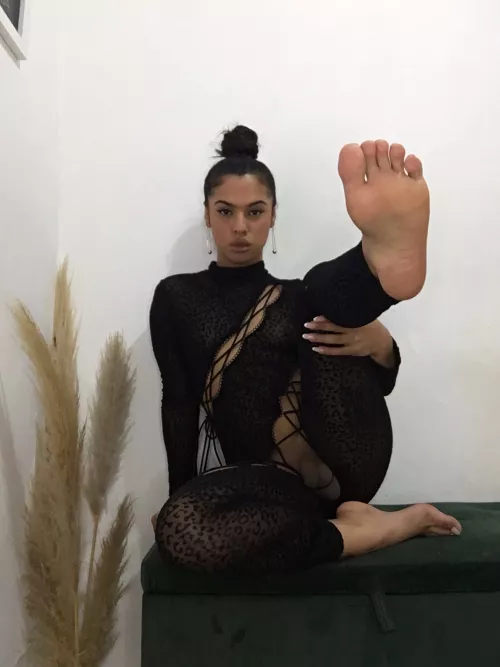 Would you leave your wife for me ? by Infamous_Irie42