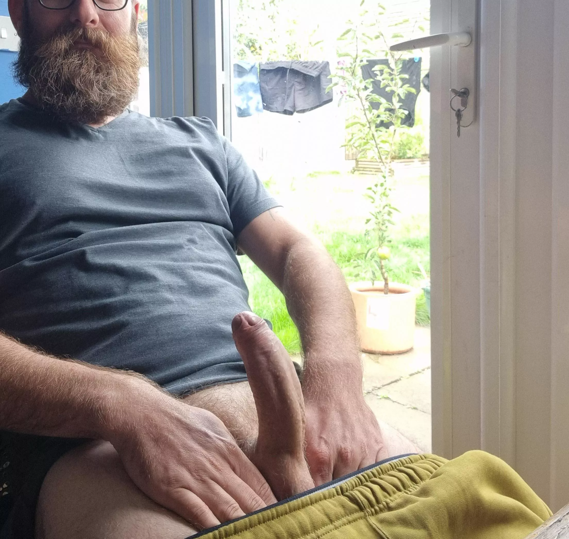 Back from hols, laundry done. Time to actually relax posted by jollygoodnesssake