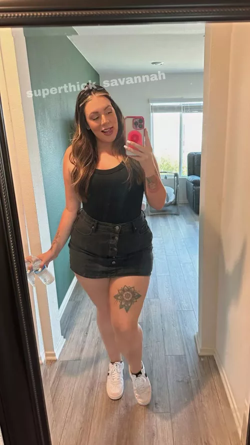 Check out more of my milfy self @Superthick_Savannah link below by Superthick_Savannah