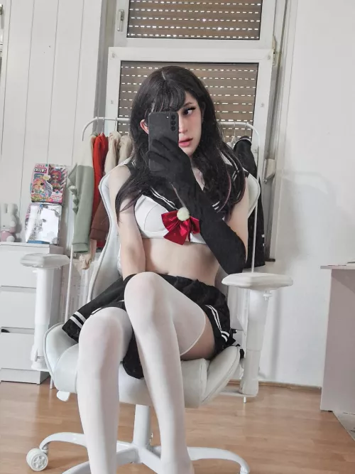 Do i look feminine enough? by puruchuu