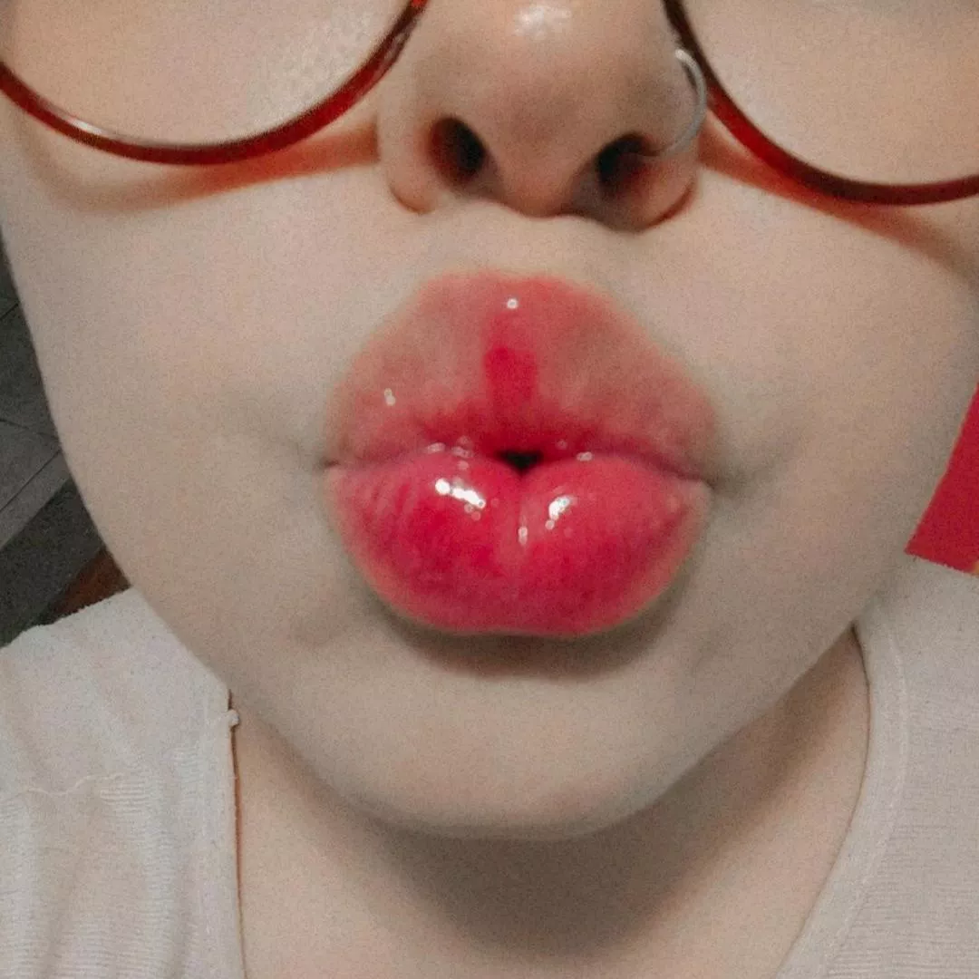 Do u see a heart ? posted by HypnoticCrisp