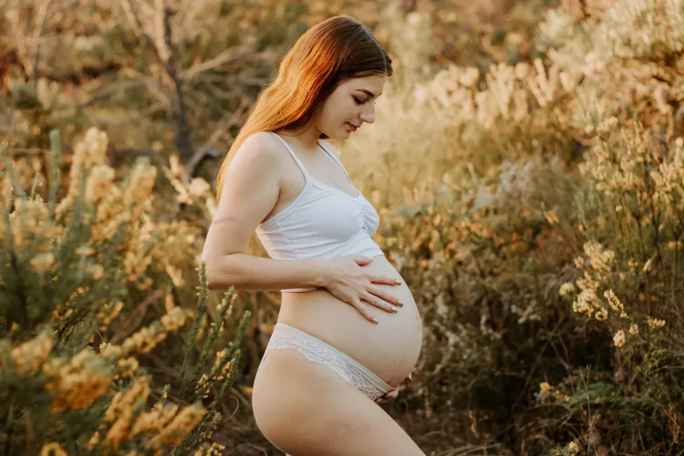 Do you like my pregnant bump? by sasgall