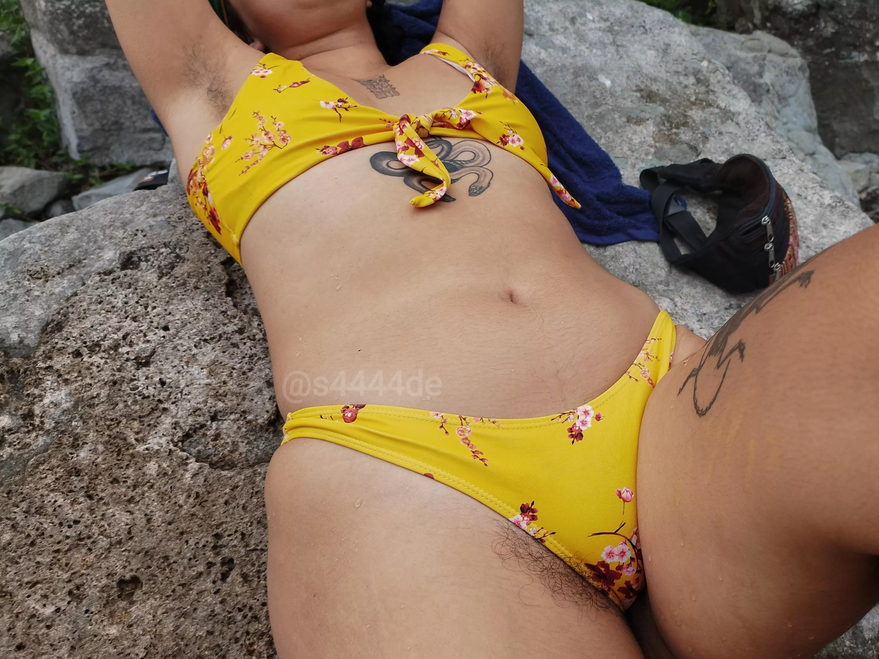 hairy and unbothered in my bikini💛 posted by s4444de
