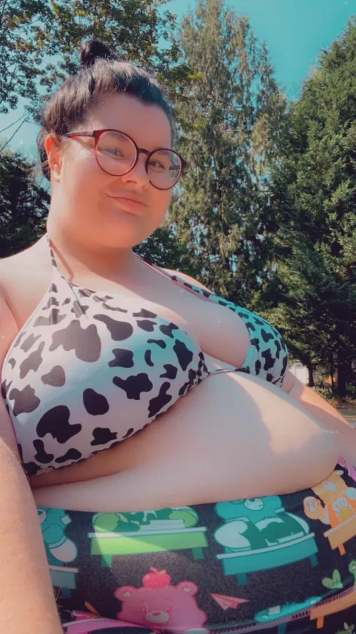 Hot afternoon 😘 by fluffylilbrat