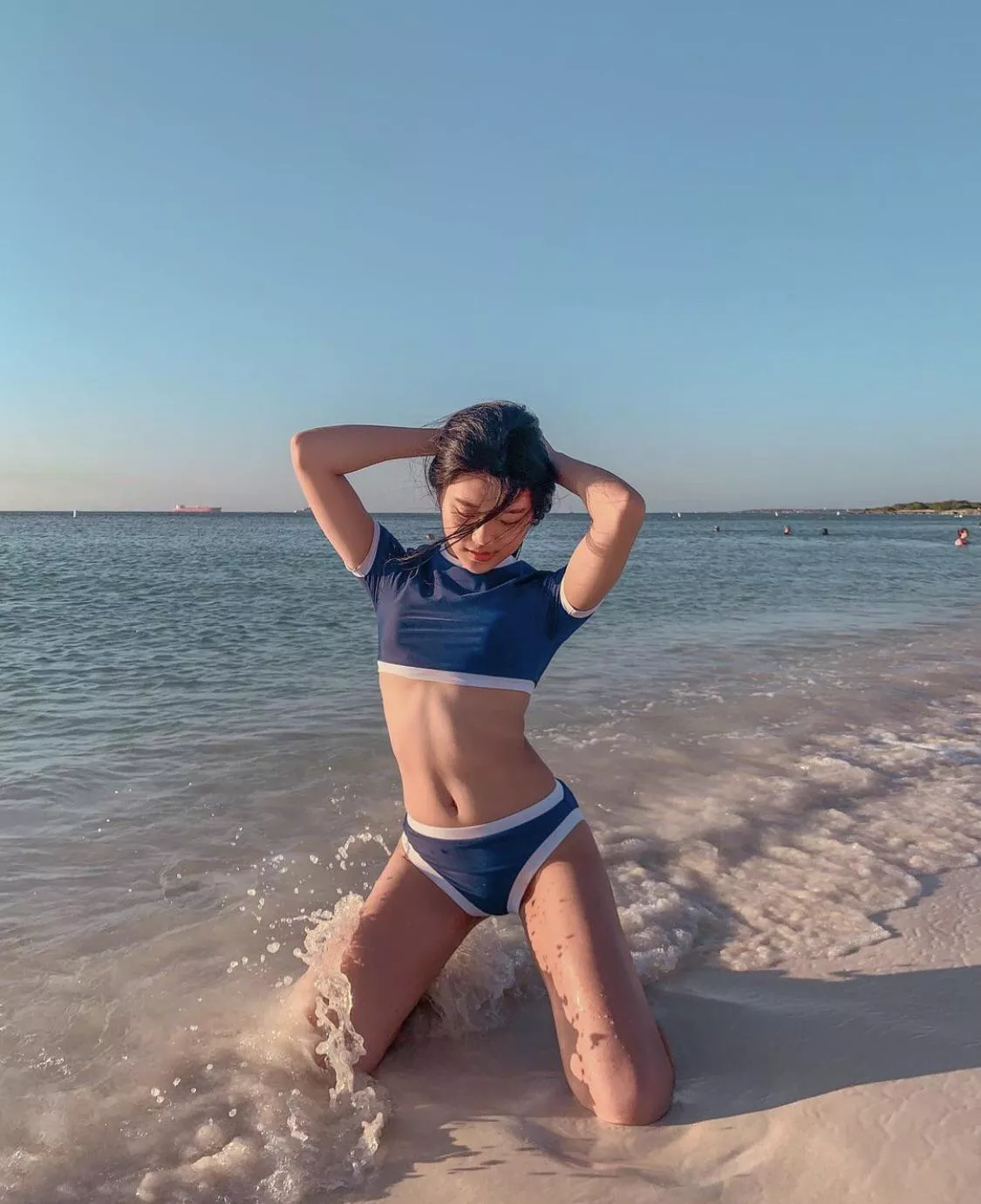 How do we feel about flat girls? posted by jetPlanesz