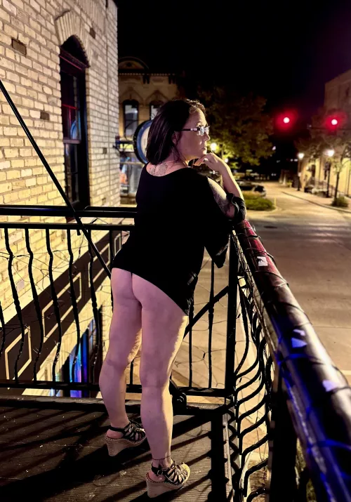 It's a beautiful night to be outside without pants! by Couple_nxtdoor