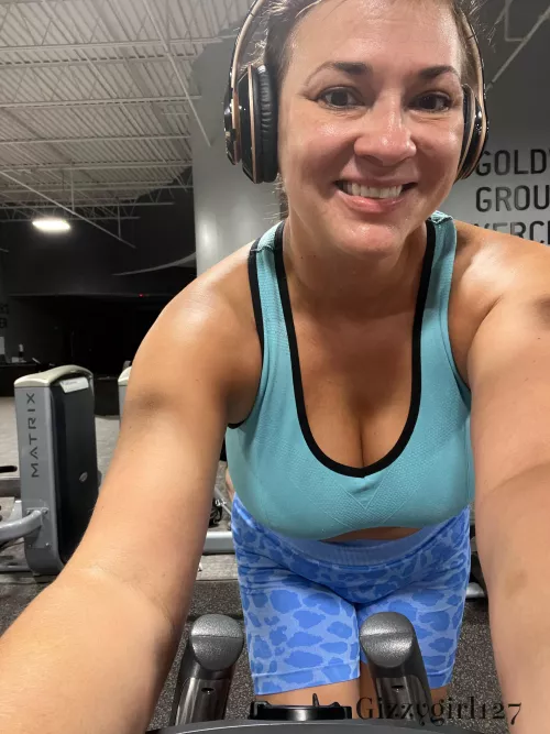 Leg day! by Gizzygirl127