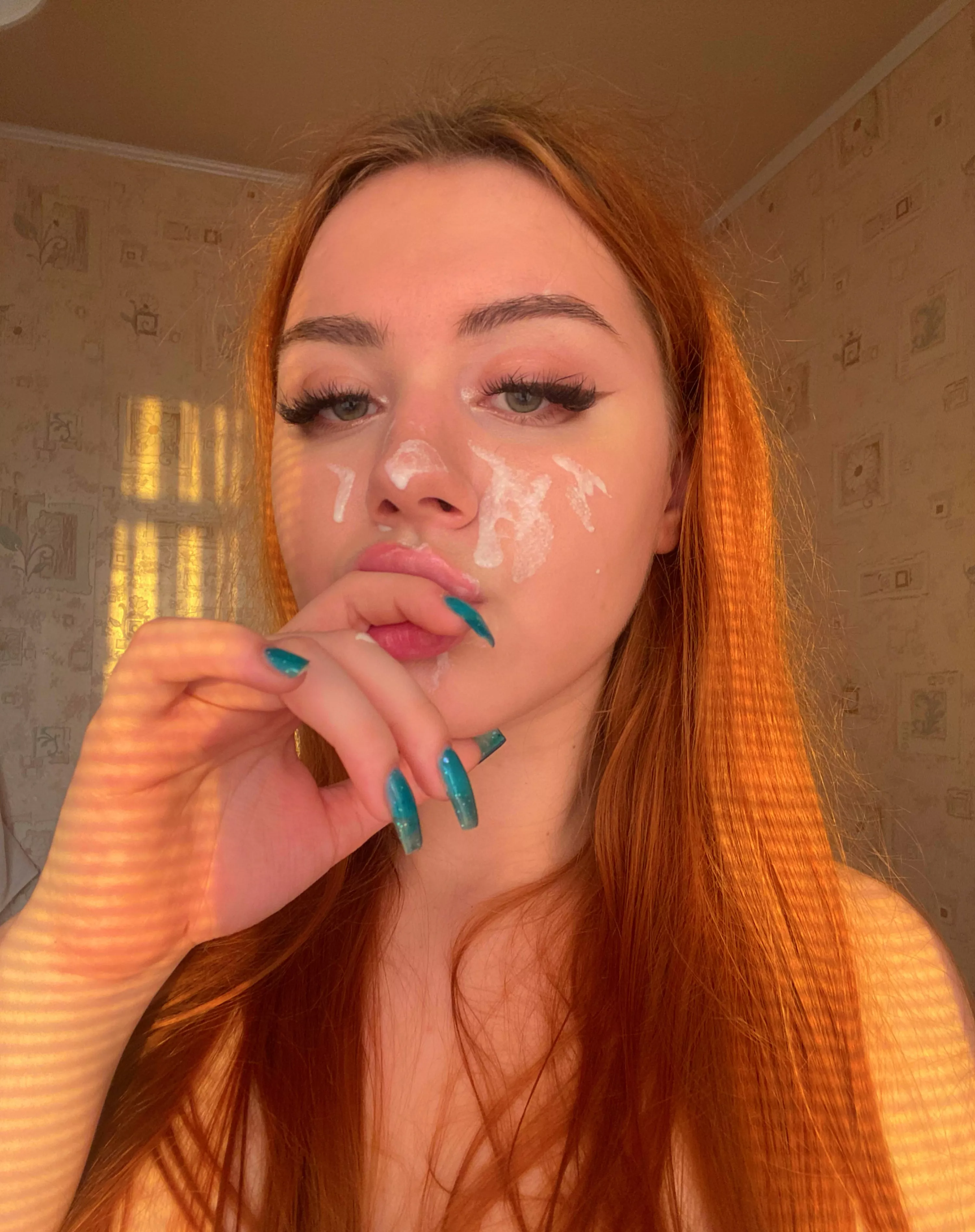 My face misses your cum posted by stonilyCruise