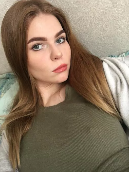 No bra posted by iamliiaa