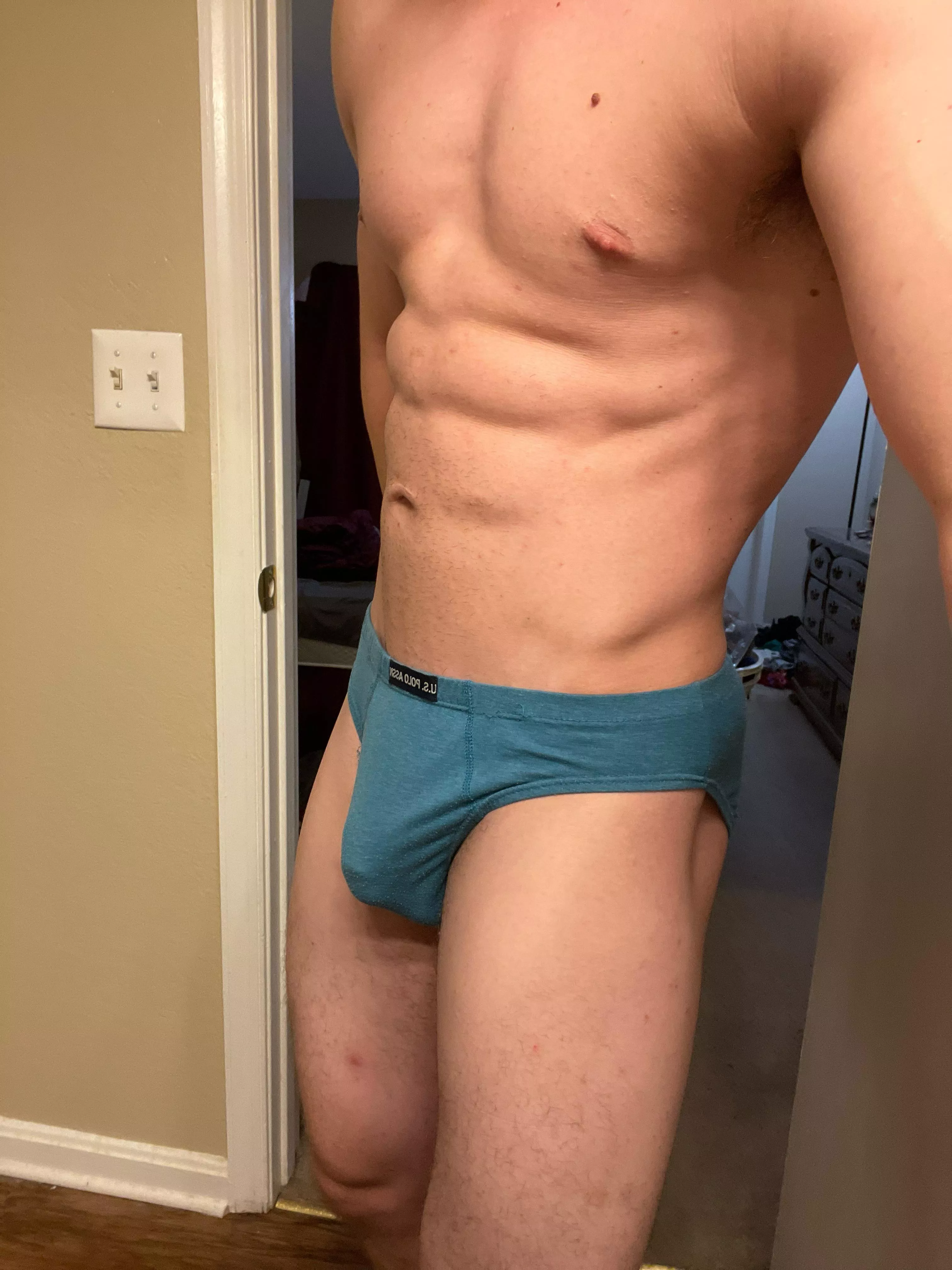 Not the most exciting color, but I assure you what’s inside will excite you 😉 posted by StrippingViolinist