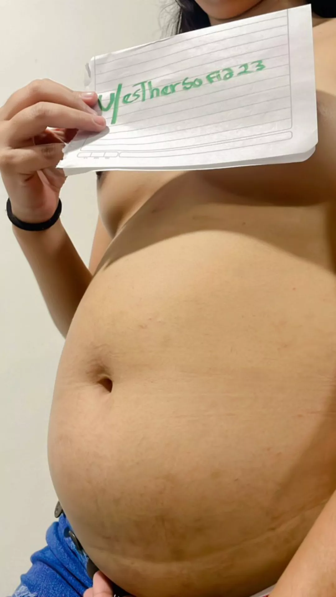 pregnant 🤰🏻 posted by esthersofia23