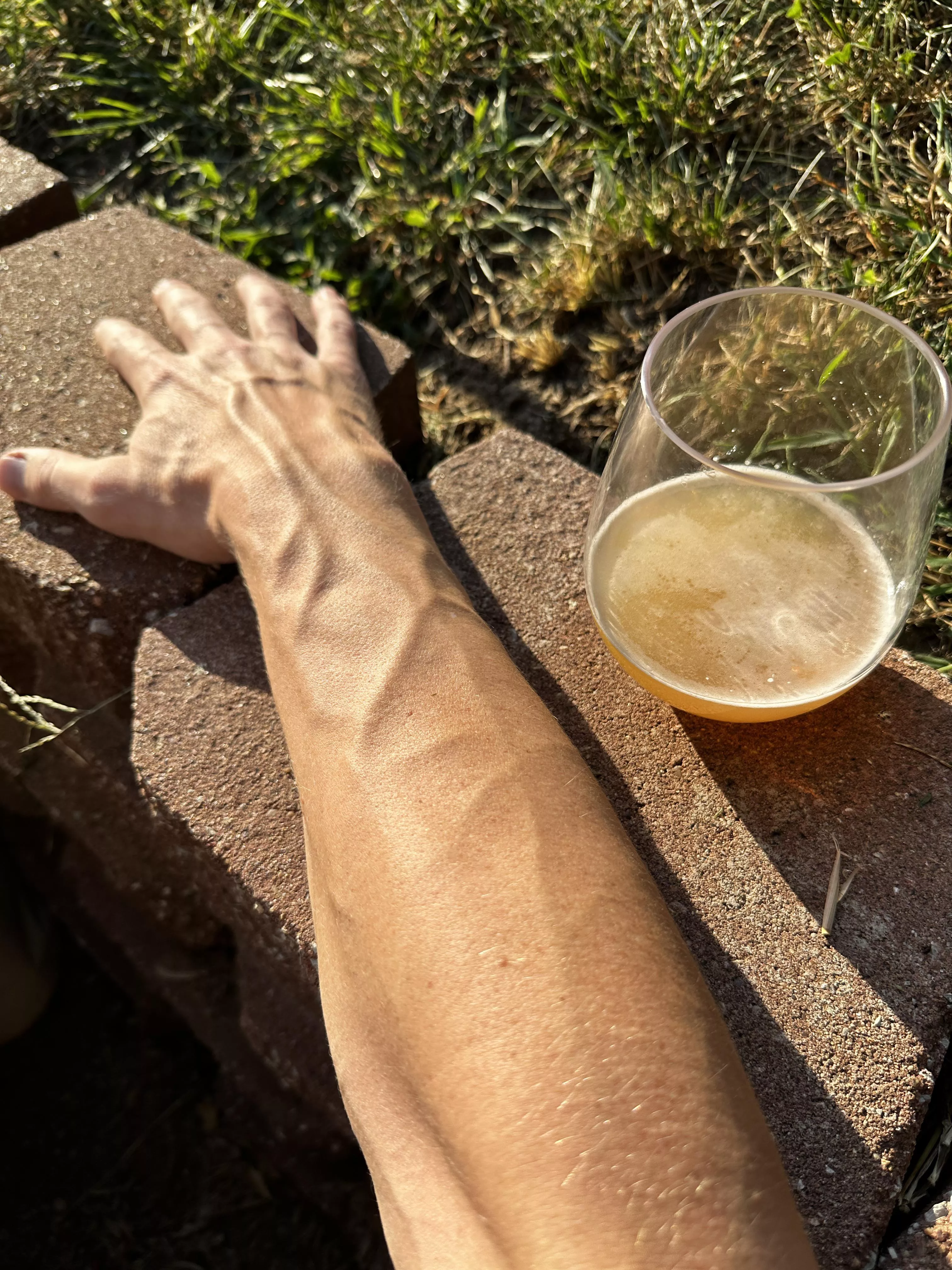 Thirsty Thursday Forearm posted by itsthechadOF