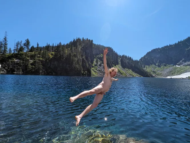 This is going to be cold... by burstingwithcolor