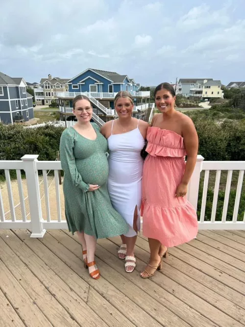 Very different choices by Downtown_Ad204