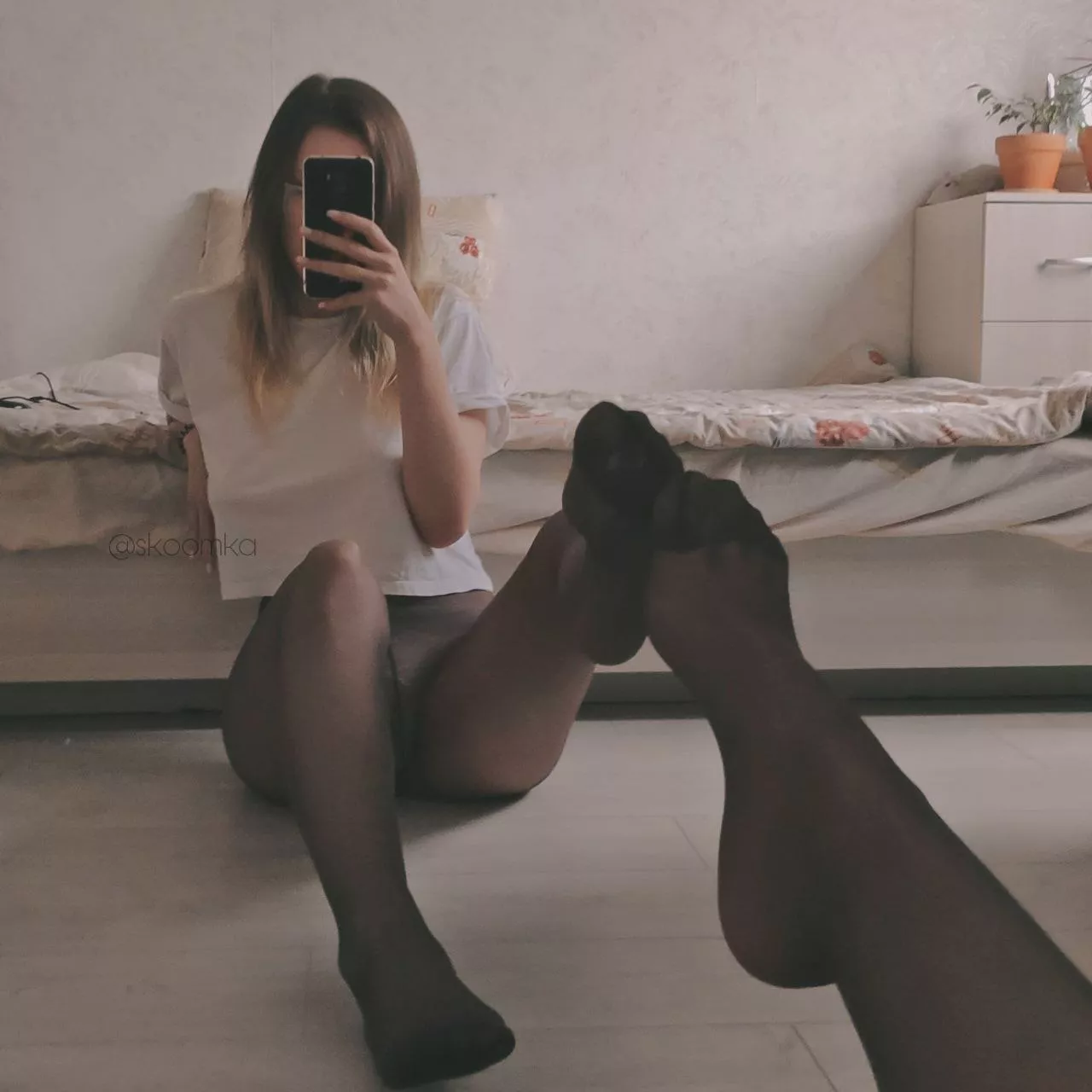 will you kiss me on the lips or the feet first? posted by skoomkamama