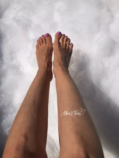 Above the clouds? by albastoes