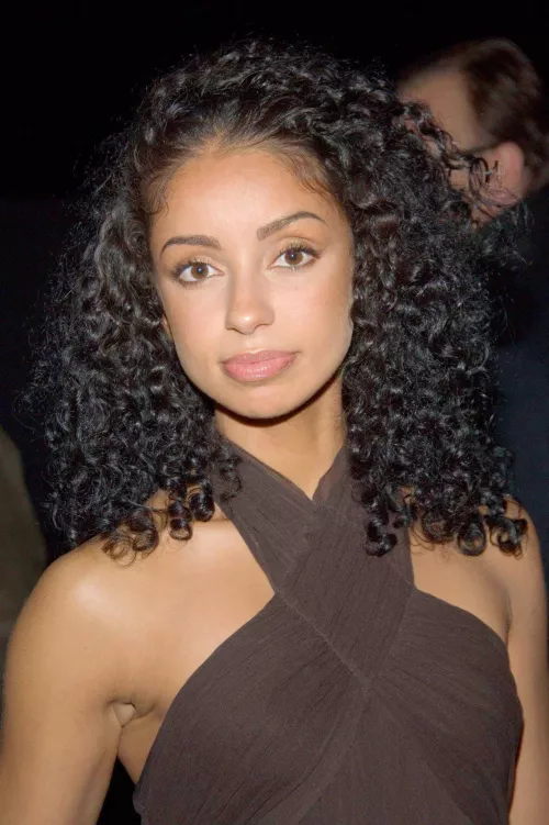 Beauty by reigningknightshade3