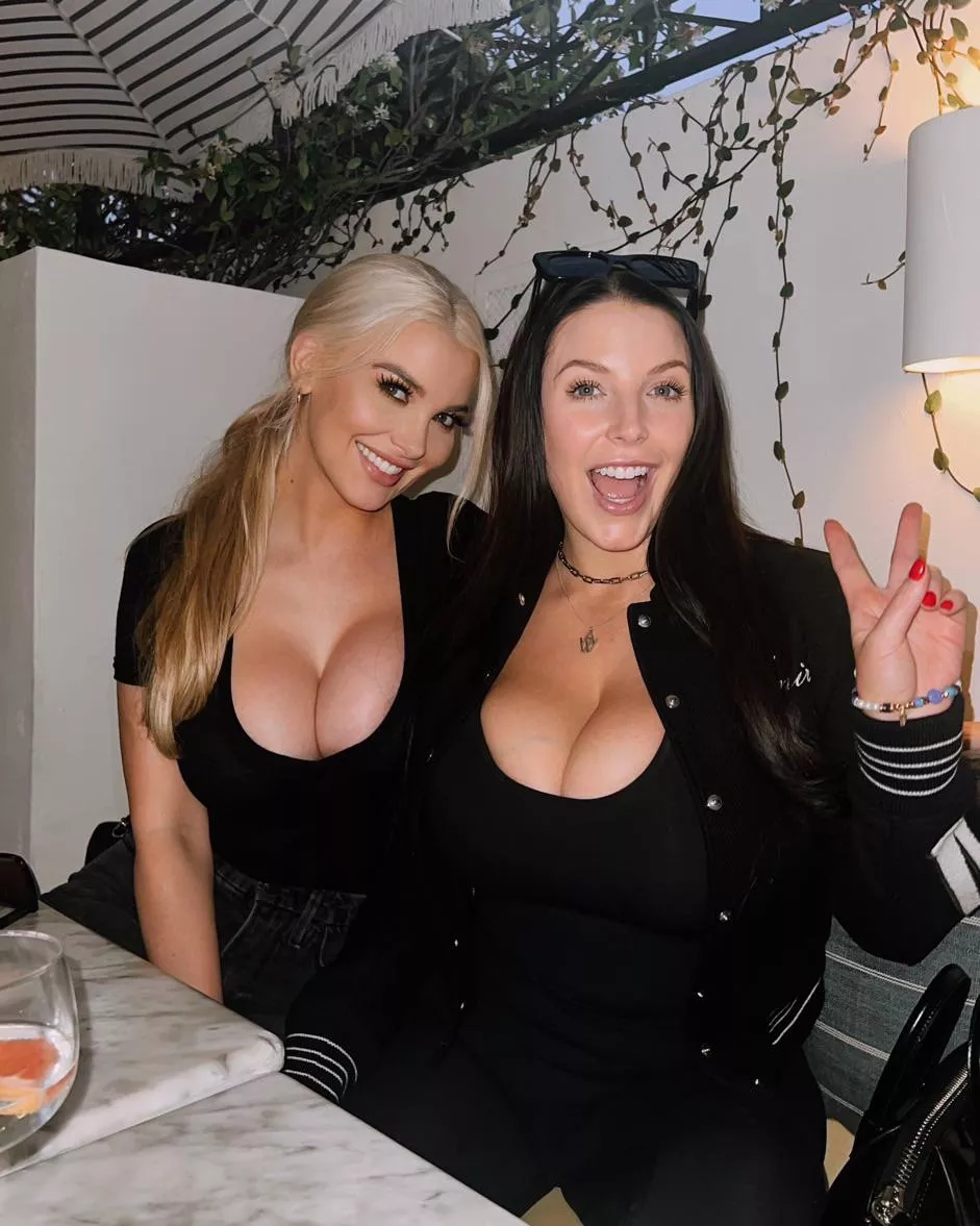 Breasts friends posted by agent_zero43