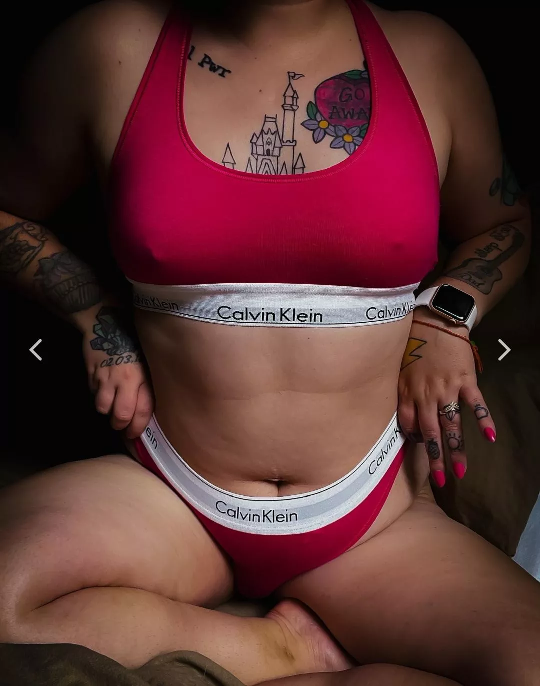 Come see what's underneath. Video for all new subs tonight ❤️ posted by cdnfrankie