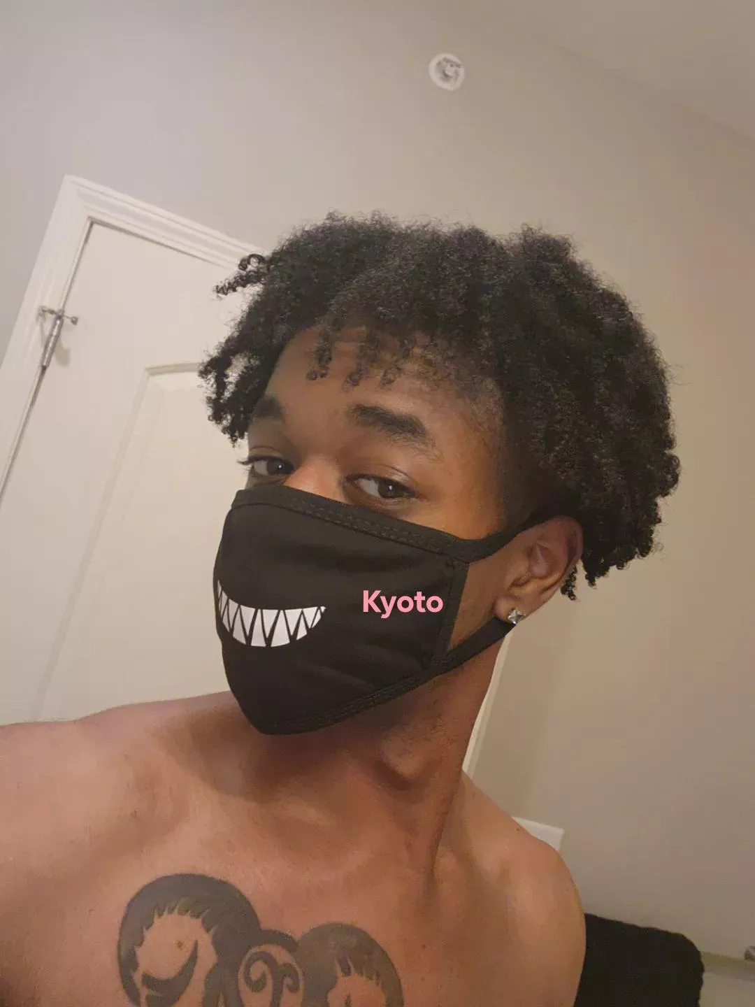 Hi gaymers posted by SectionLost7887