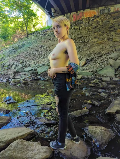 I love a beautiful walk on a beautiful day 🖤 by StonerSourpatch