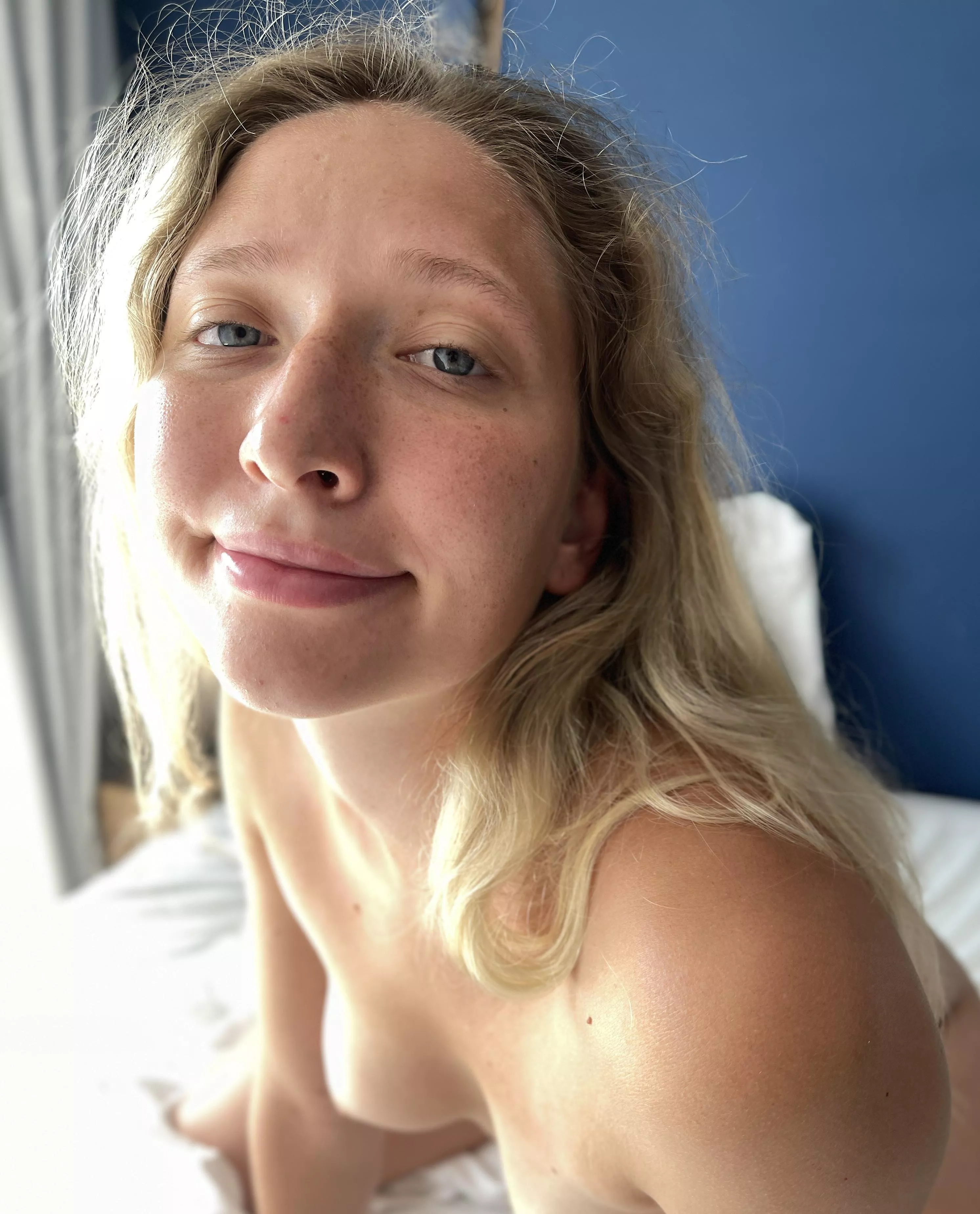 It's all-natural, no make up, morning freckled me posted by Kkeysi