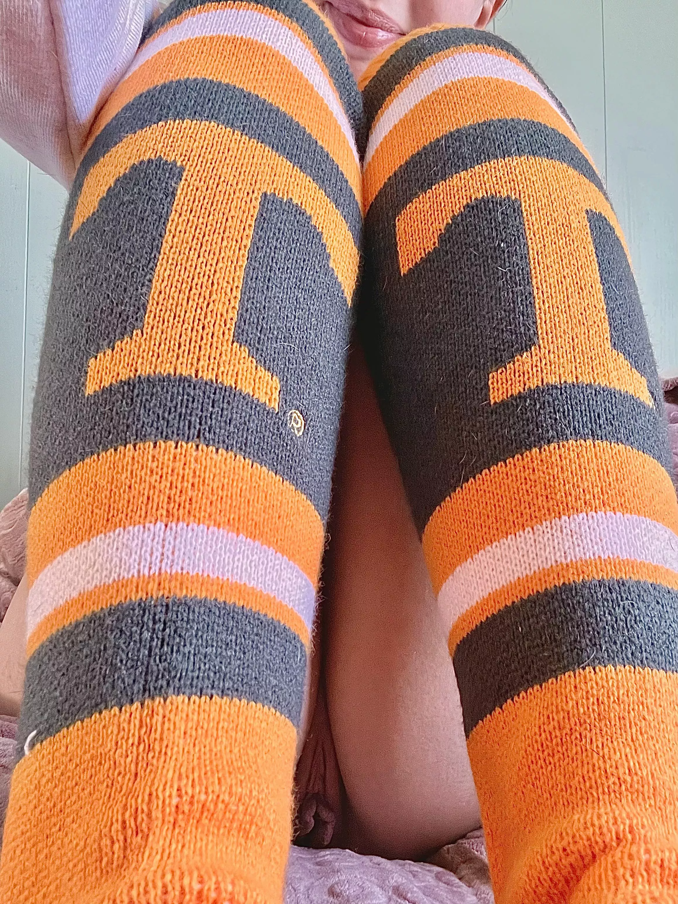 It’s football tiiiiiime in Tennessee! Go Vols!! 🧡🤍 posted by HappyNazgul