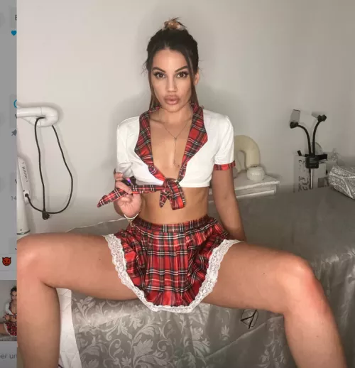 J'ai envie d'une grosse queue 🥵​ by DrewSullivan2