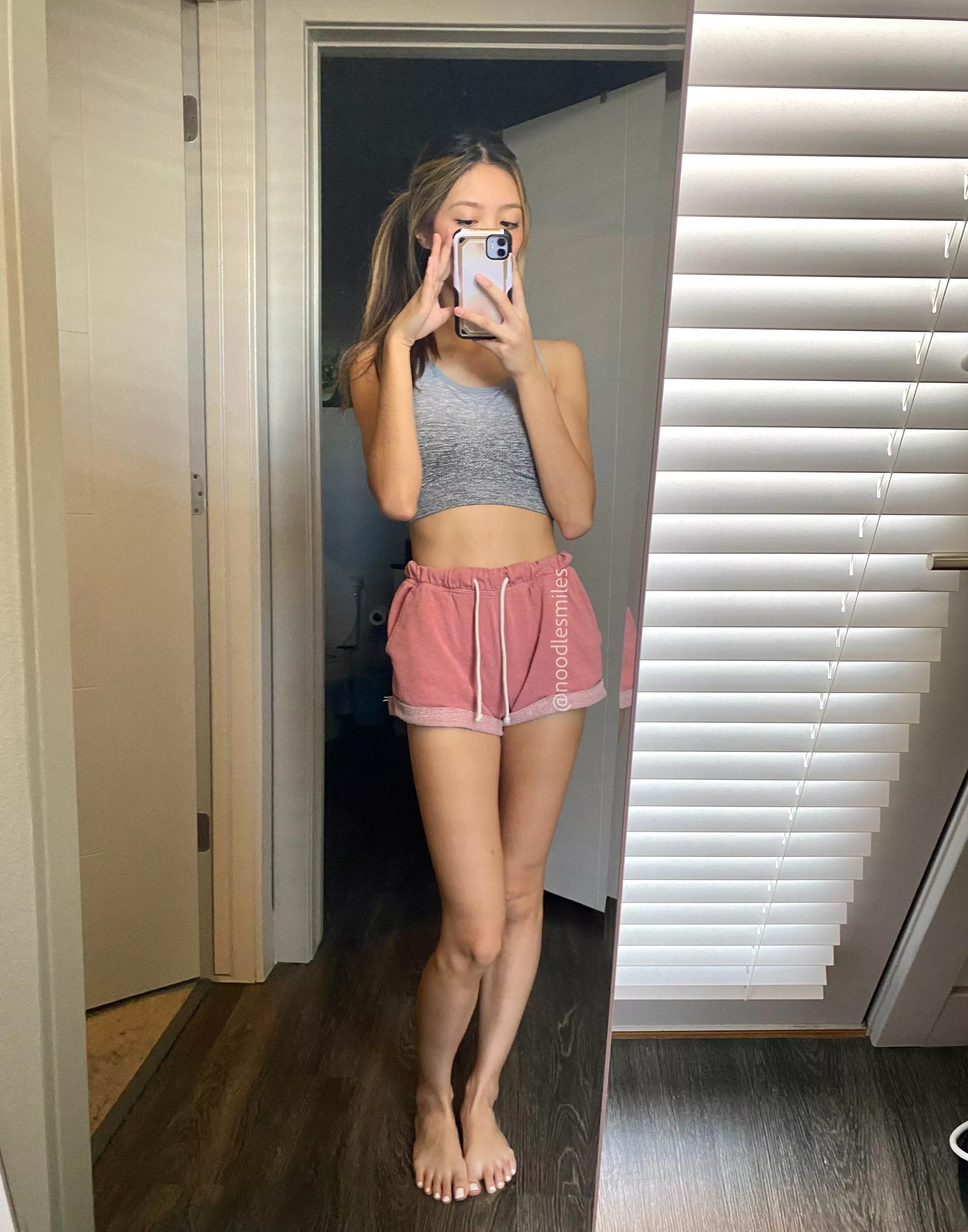 Like my tight sweet body? posted by noodlesmile