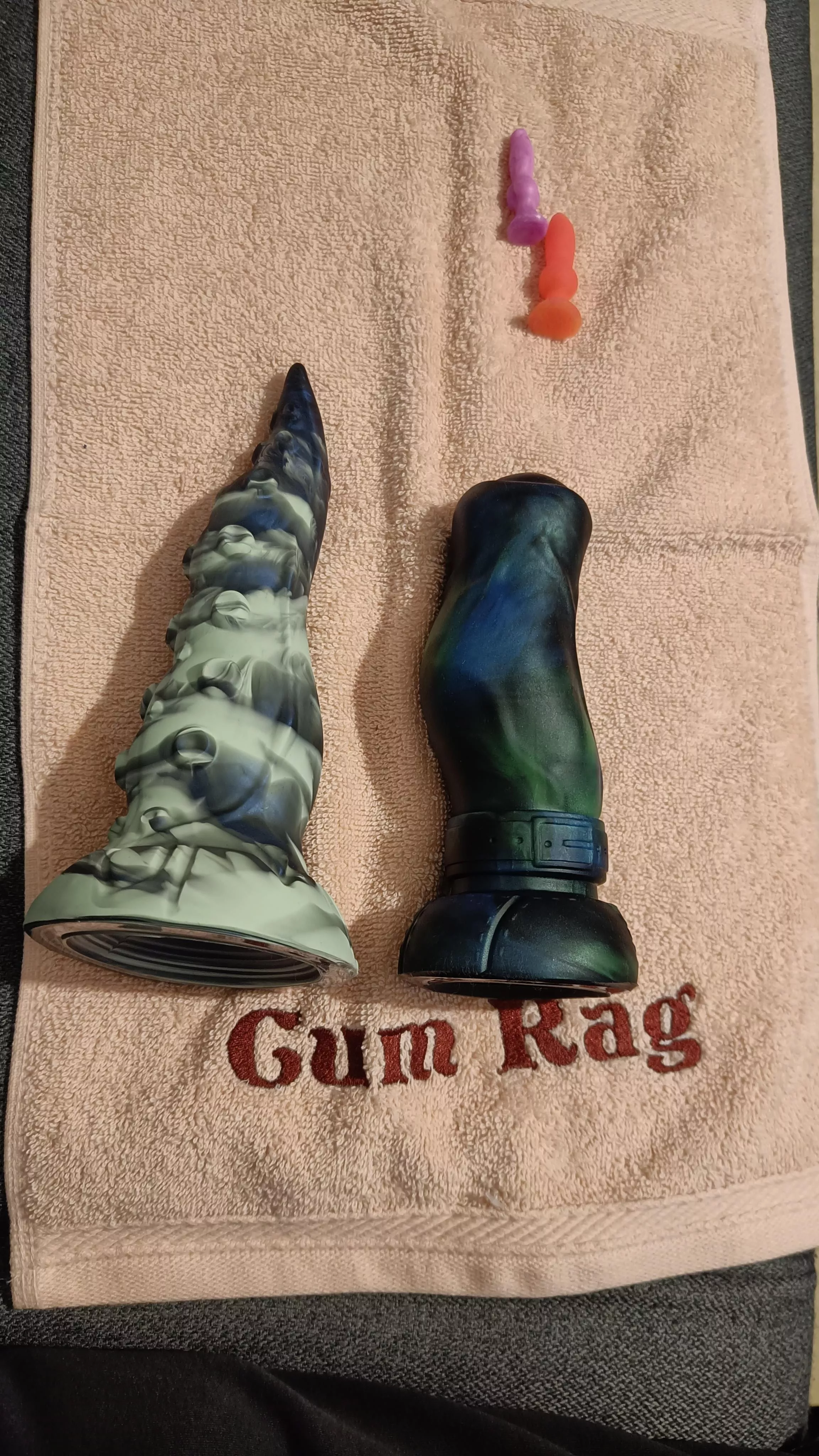 New toys! posted by hatarakix