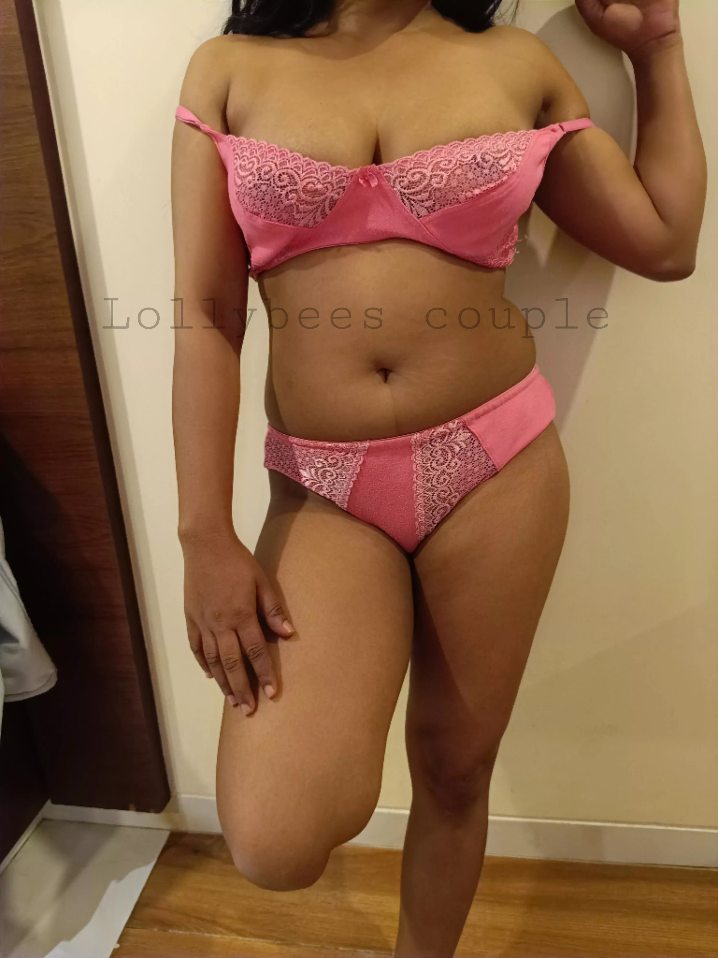 Push me against the wall and .......... me [F] posted by Lolly_Bees