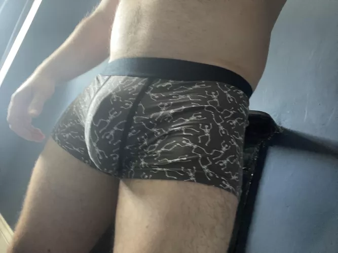 To early for spooky season? by TyrannosaurusWalrus