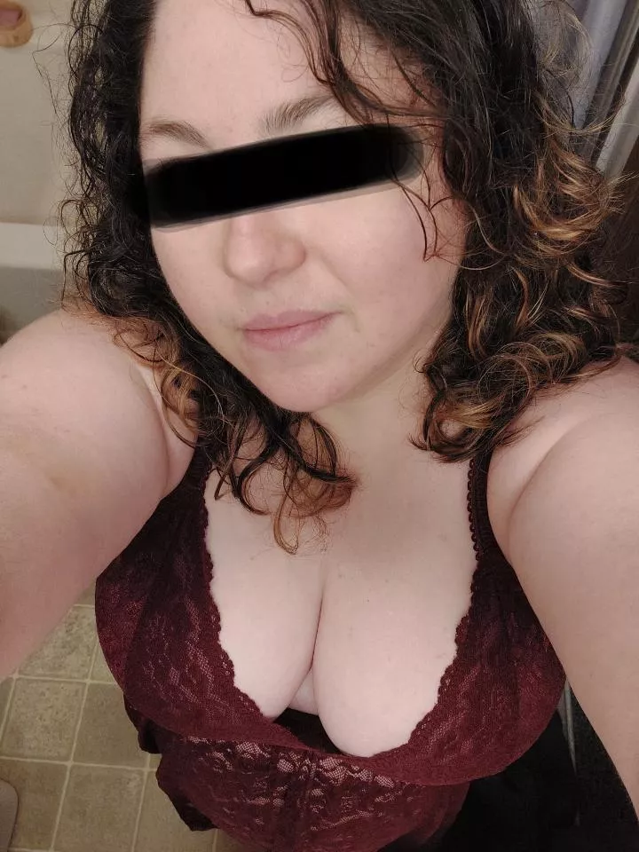 You like 4'11 pale chubby girls posted by racetech421