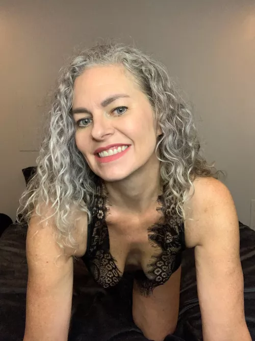 Curls are more fun by hotlegsplaytime