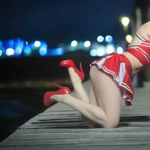 Do you mind if we stop here so I can rest my feet for a bit? by 90sCartoonMommy